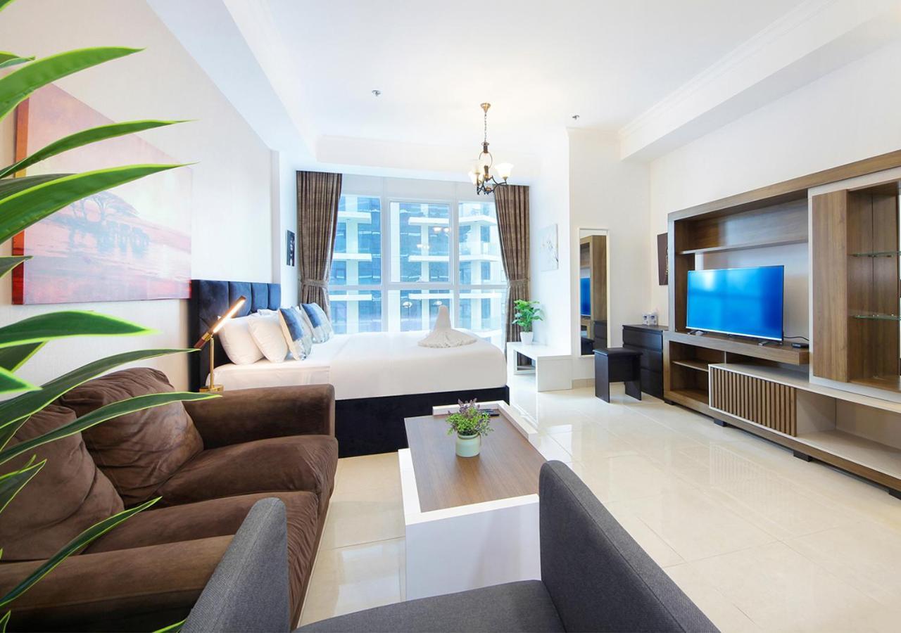 Beautiful In Businessbay Close To Metro