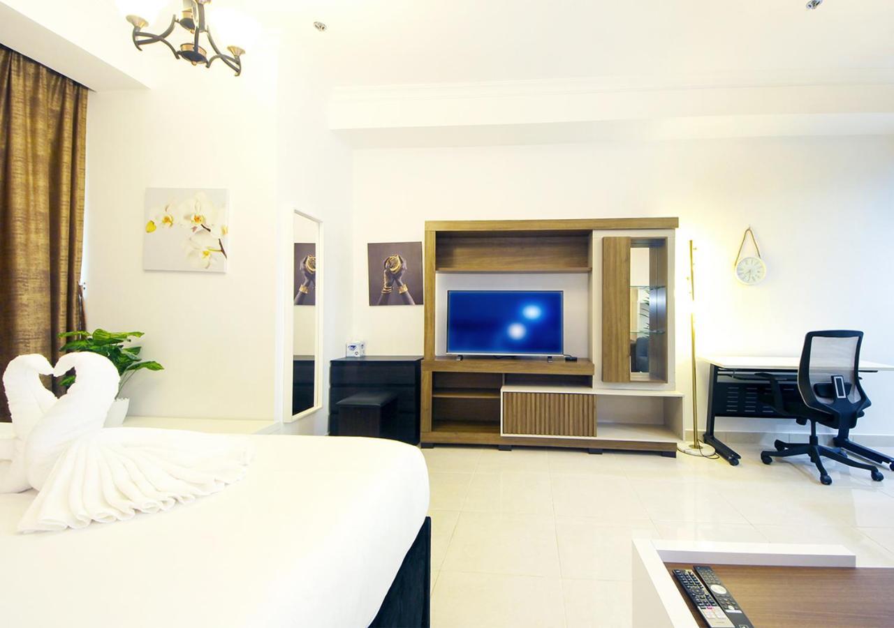 Beautiful In Businessbay Close To Metro Dubai